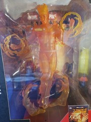 Marvel F4 Human Torch #10 1:6 Scale Posed Fig. W/Scene & Comic by Mcfarlane Toys