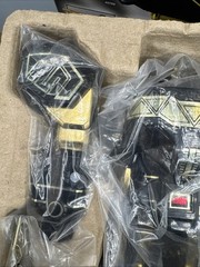 Mighty Morphin Power Rangers Megazord Black & Gold Edition Legacy Toys R Us