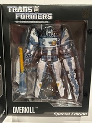 Transformers Universe Classics Deluxe Class Overkill MISB
