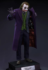 Queen Studios DC Batman: The Dark Knight Heath Ledger Joker