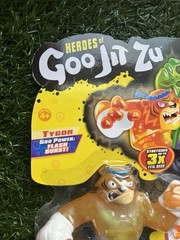 Heroes of Goo Jit Zu: Tygor Vs Viper (2 Pack) Glow in the Dark NEW🔥 HOLY GRAIL