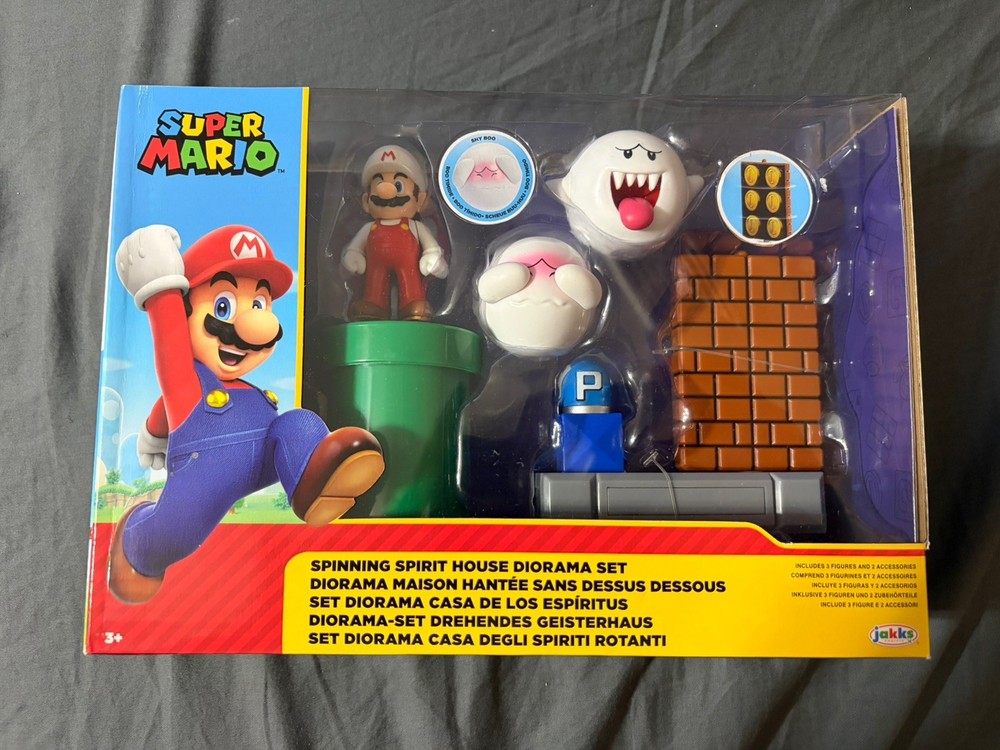 Nintendo Super Mario Spinning Spirit House Diorama Playset SEE DETAILS