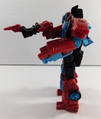 Transformers Generations Legacy Deluxe Autobot Pointblank and Peacemaker
