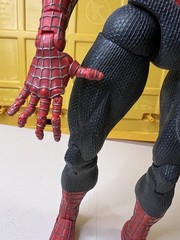 LARGE 18 in. Vintage SpiderMan 2 Poseable Action Figure Red/Blue Plastic 2003