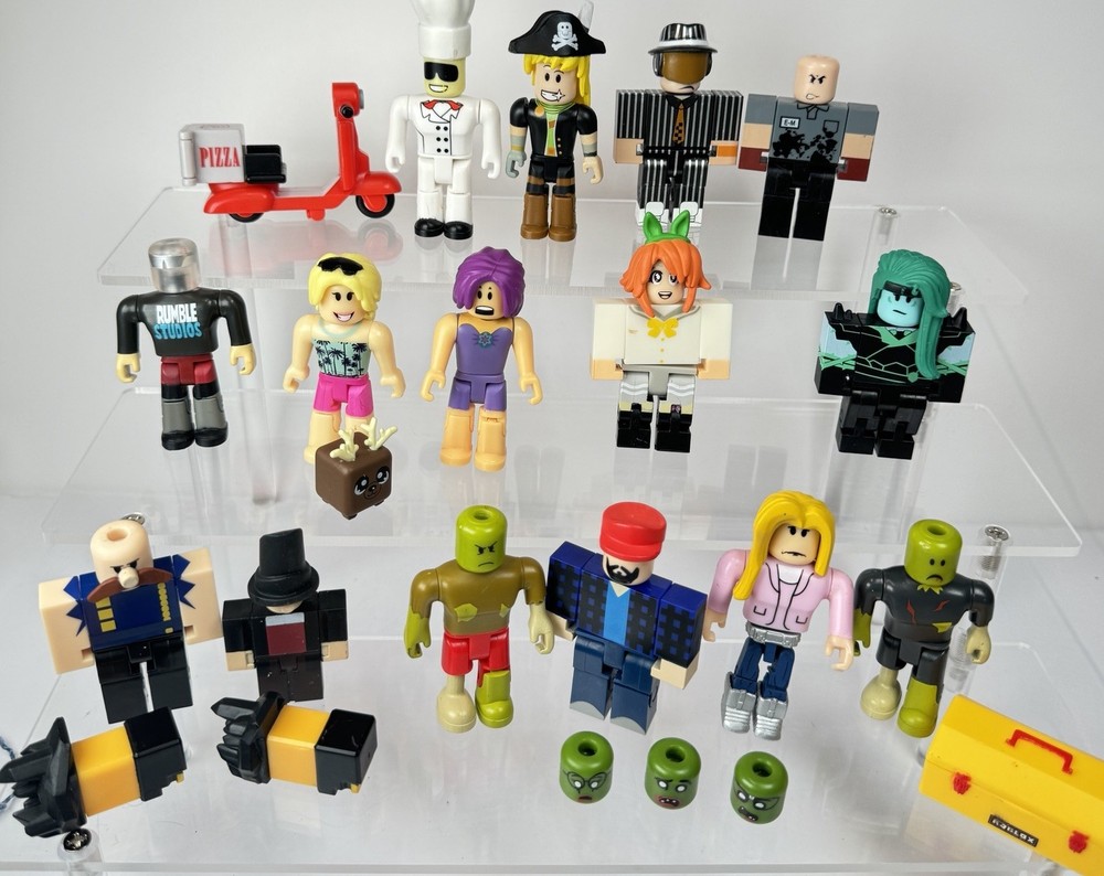Roblox Lot 15 Mini Figures Heroes Apocalypse Rising Pizza Place Shark Bite