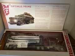 Transformers: Year of the Goat – Platinum Edition OPTIMUS PRIME NIB