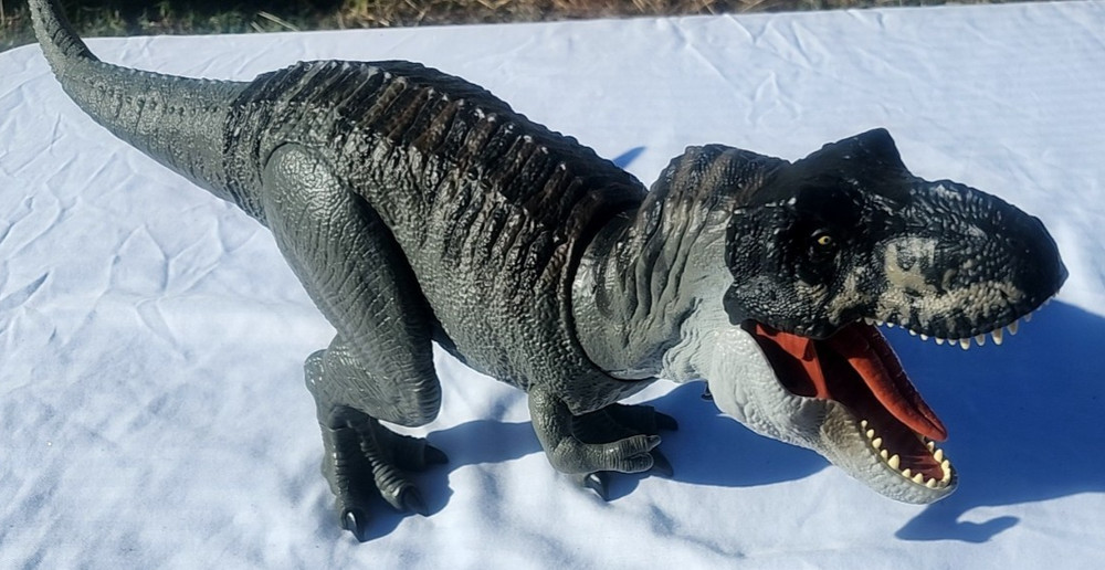 2025 Jurassic World Rebirth Power Devour Tyrannosaurus Rex Dinosaur 21in