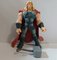 Disney Store Toybox Marvel Avengers Thor (MCU) 6″ inch action figure w hammer