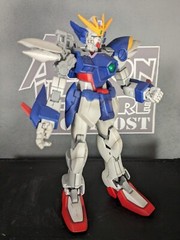 GUNDAM ARCH ENEMY 2002 COLLECTORS SERIES Action Figure WING GUNDAM ZERO Robot