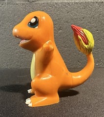 Charmander PVC 3″ Pokémon Figure 2000 Bakery Crafts Cake Topper Toy Collectible