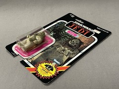 1983 Kenner Star Wars Lumat Ewok ROTJ 79-C Back MOC Cut POP Last 17