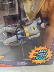 Batman 1966 TV Moments Wall Climbing Batman & Robin DC Universe Classics