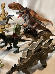 Jurassic World – Lot of 14 Dinosaurs – Large triceratops T. Rex