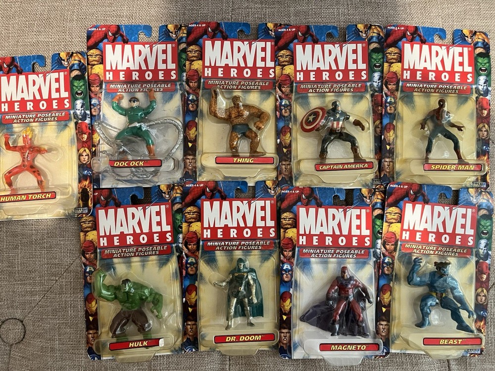 Marvel Heroes Miniature Poseable Action Figures