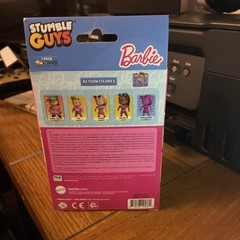 STUMBLE GUYS LEGENDARY BARBIE LIMITED EDITION BOXED 4″ FAN GUY