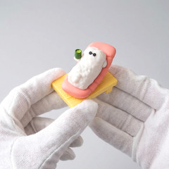 Blind Box Gacha Funny Weird Suishi Salmon Shrimp Tuna Fish Figure 1 Random Toy