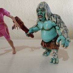 H.G. Wells’ George time traveler and Morlock For Time Machine 1/18 scale