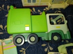 Huge Disney Bluey Playset Lot. 21 Figures, Houses, Vehicles & Accessories