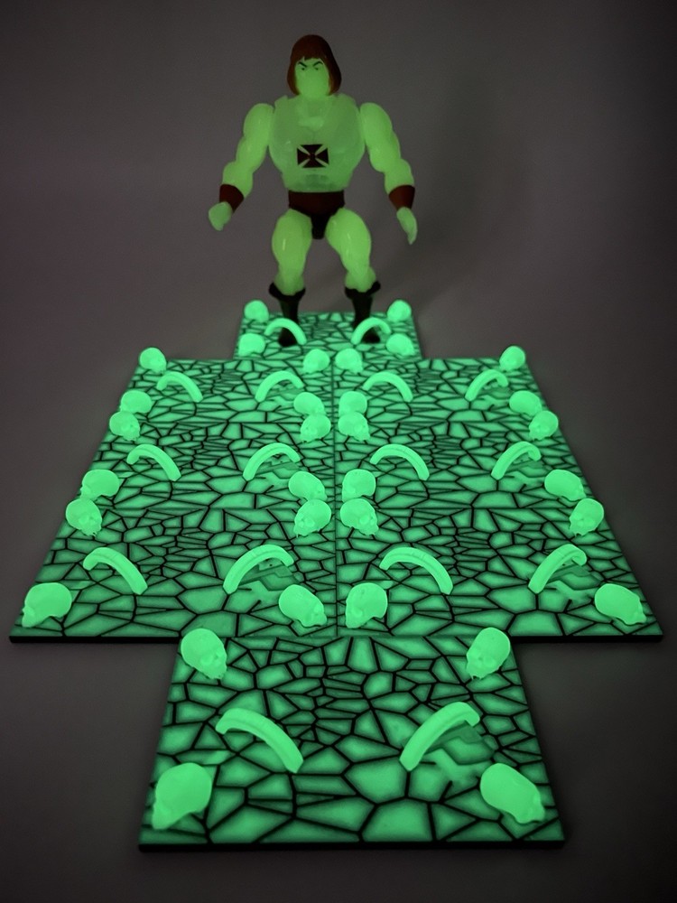 LOT OF 8 GLOW IN THE DARK CUSTOM STANDS FIT 5.5” MOTU. DISPLAY BASE STAND.