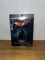 McFarlane COMMISSIONER JAMES “JIM” GORDON figure – Dark Knight Batman DC Deluxe