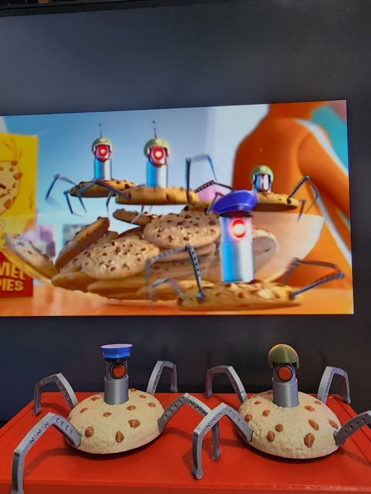 Cookie Robots | Despicable Me – Limited Edition Figure Toy