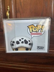Funko Pop! One Piece: Trafalgar Law AAA Anime Exclusive #1016 Non-Chase
