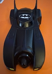 1992 Batman Returns – BATMOBILE – ERTL Die-Cast Metal Vehicle
