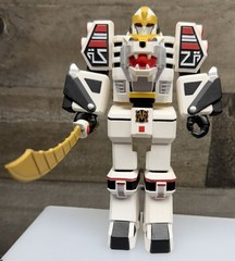 Super7 ReAction Mighty Morphin Power Rangers White Tigerzord 6″ Figure