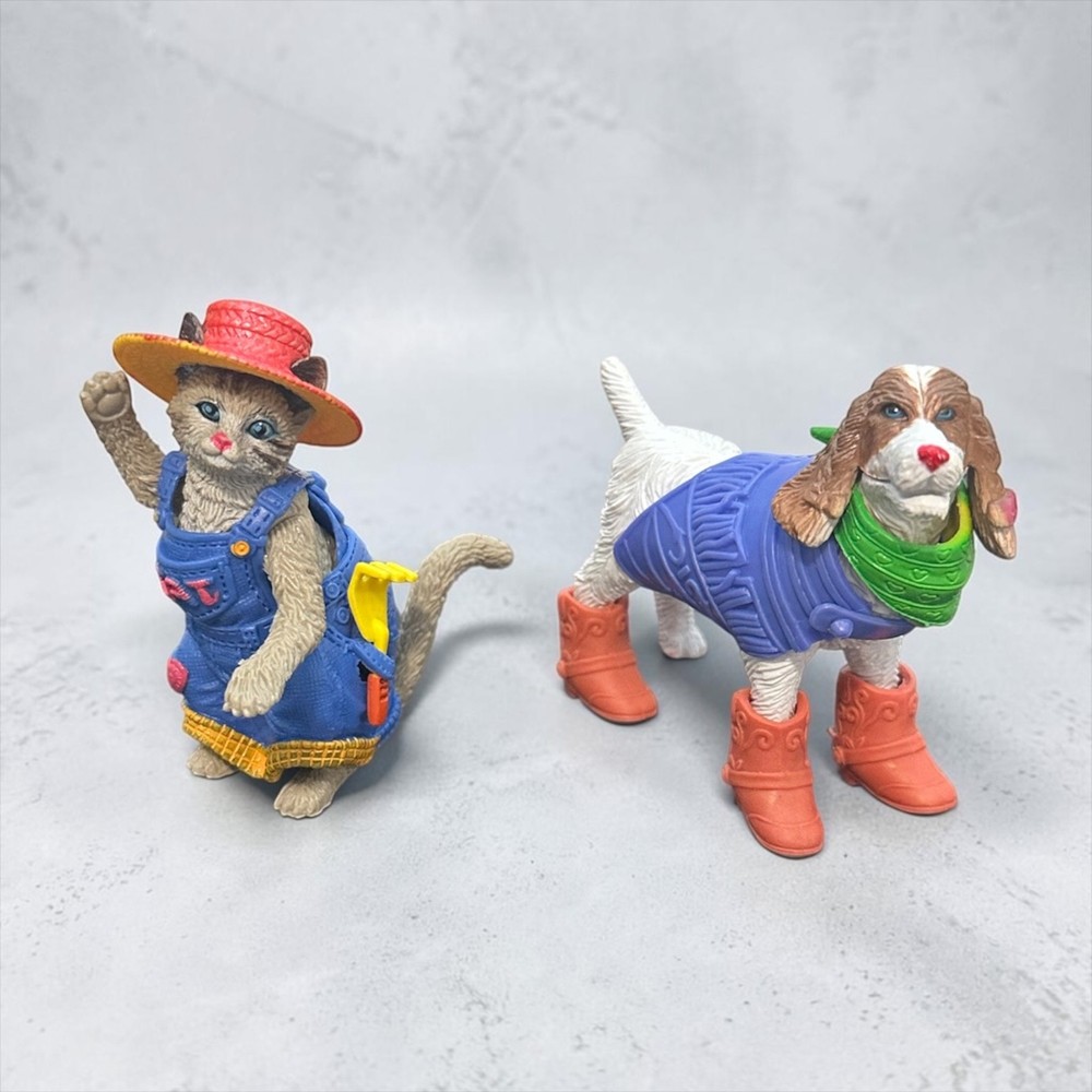 Vintage Vogue Cat and Dog, Cats-Dogs N Fun Playtime playset Chap Mei
