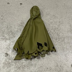 SU-375-HC-DG: 1/18 Dark Green Wired hooded cape for 3.75″ figures (No Figure)