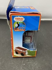 Battery-Powered Bertie LC99722 Thomas & Friends Wooden Railway by Learning Curve