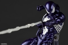 Kaiyodo Revoltech Amazing Yamaguchi Symbiote Spider-Man Purple Ver.