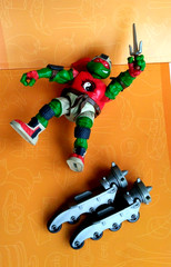 Vntg. 2003 RAPHAEL Extreme Sports SKATIN’ RAPH With Skates TMNT MUTANT TURTLE