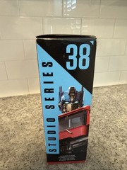 Transformers Optimus Prime Studio Series 38 Open See Photos