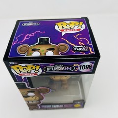 Funko Pop! Fusion, Freddy Fazbear with Pizza Launcher #1096 CHASE w/ Protector