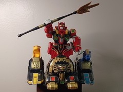 BANDAI POWER RANGERS THUNDER MEGA ZORD. 95% COMPLETE. L👀K! W/FIGURES. L👀K!