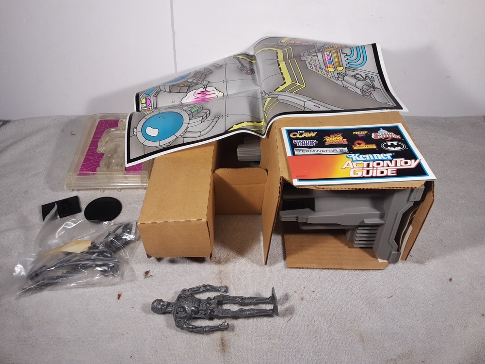 1991 Kenner Terminator 2 Playset Bio-Flesh Regenerator – New Open Box
