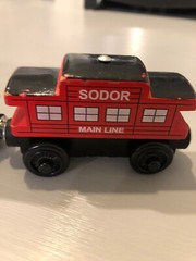 Thomas the train wooden Birthday Thomas Y4501 Rare! Aquarium Car & Sodor Caboose
