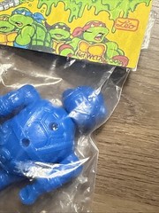 TMNT Leonardo KO Bootleg Figure Central America Sealed Rare Blue Variant
