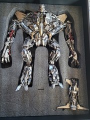 Threezero ThreeA 3A Transformers Starscream Sawblade Premium Bambaland Limited