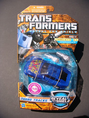 8 OPENED* 100% COMPLETE 2010 TRANSFORMERS REVEAL THE SHIELD DELUXE CLASS