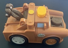 Disney Pixar Cars 2 Mattel Fisher-Price Talking Flashlight Tow Mater Truck 2010!