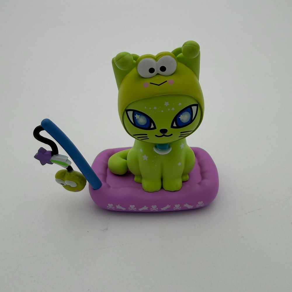 Tokidoki x Hello Kitty Galactic Cats Figure CHASE – Keroppi x Galactic Paws