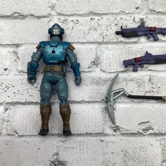 2019 Epic Games Fortnite Jazwares Legendary Series THE VISITOR 4” Action Figure