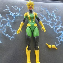Hasbro Marvel Legends Retro Electro Francine Frye 6″ Action Figure Loose