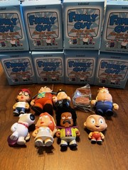 KIDROBOT FAMILY GUY FREAKIN’ SWEET MINI SERIES COMPLETE SET OF 8 W/Boxes! MINT!