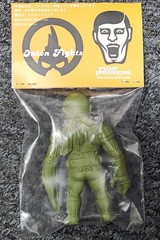 Punk Drunkers PDS Onion Fights Real Head AITSU Green Version Vinyl Sofubi (6cm)