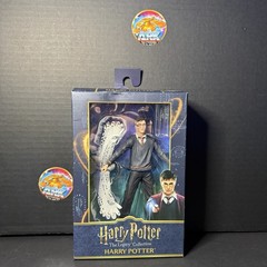 NIB – NECA Harry Potter The Legacy Collection Harry Potter Action Figure