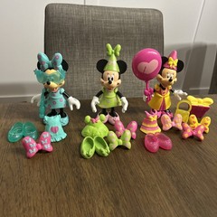 Disney Minnie Mouse Bowtique Dress Up Doll Snap N’ Style Lot of 3 with Clothes