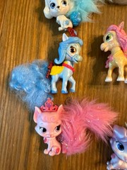 Disney Princess Palace Pets Furry Tail Lot 8 pc Toys